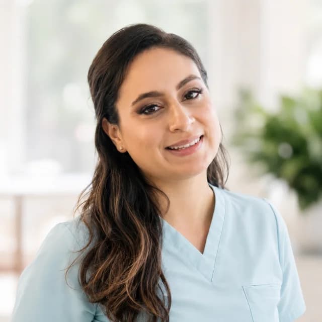 Dr. Jennifer Campa